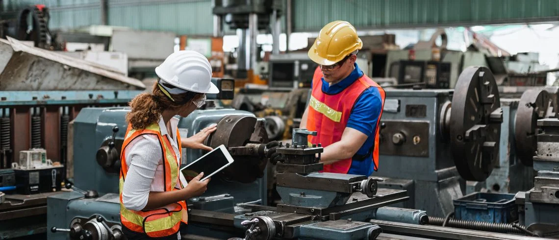 Índice mensual de actividad manufacturera muestra una reducción en abril 2025