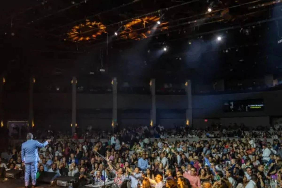 Hotel Jaragua aclara caída de plafón en el Teatro La Fiesta: “Fue un hecho aislado”