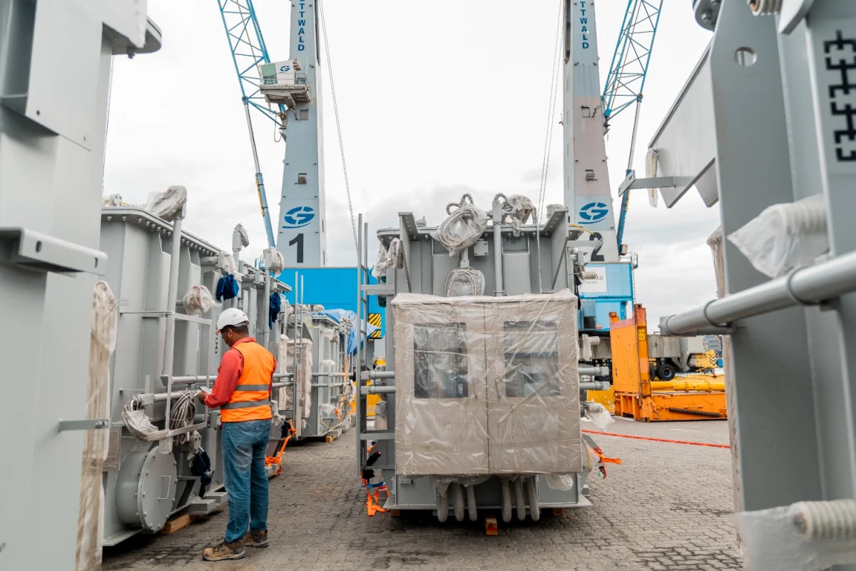 Edesur anuncia la llegada de seis transformadores de potencia que reforzarán la calidad y estabilidad del servicio de electricidad