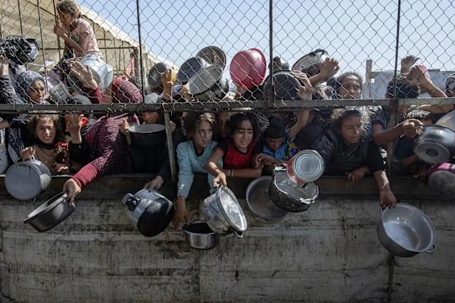 Al menos tres muertos y 35 heridos en otro ataque israelí cerca de punto de ayuda en Gaza