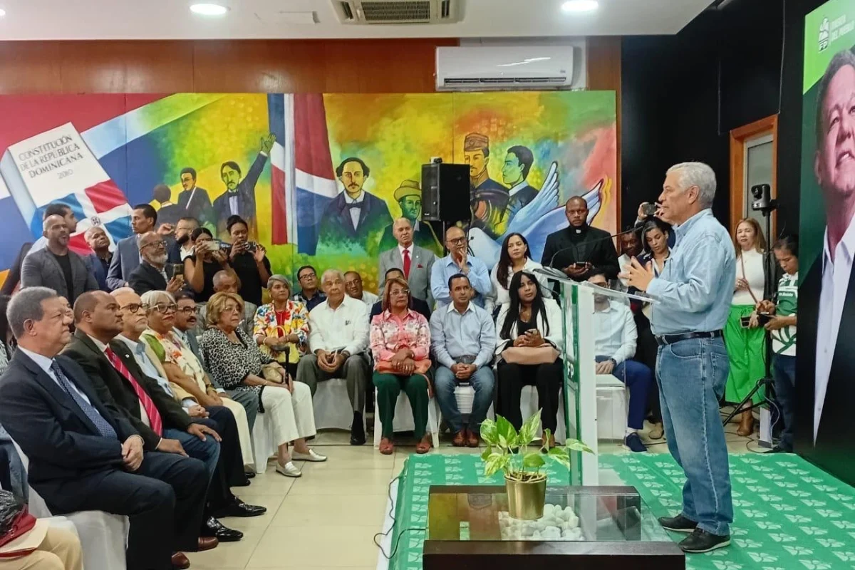 Al menos 200 balagueristas “le sacaron los pies al PRM" para apoyar a Leonel