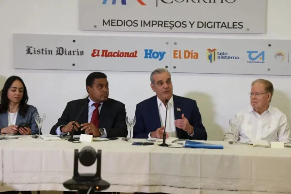 Abinader: “En el PRM hay democracia, no habrá división”