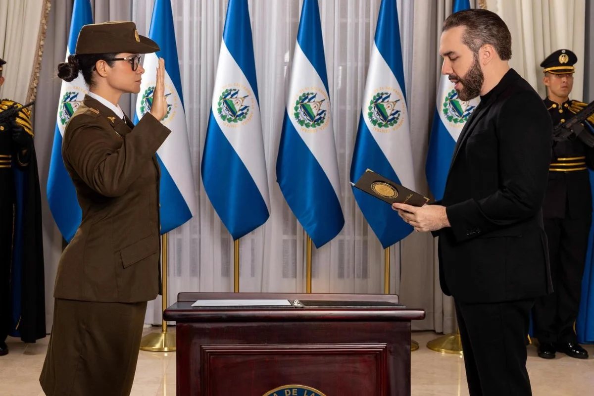 Polémica en El Salvador por nuevas medidas disciplinarias en escuelas